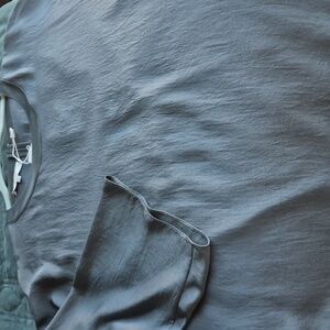 VINCE TOP DESIGNER Top  XL Gray-Green.(DEF not Gray It Has Green Undertones) NWT